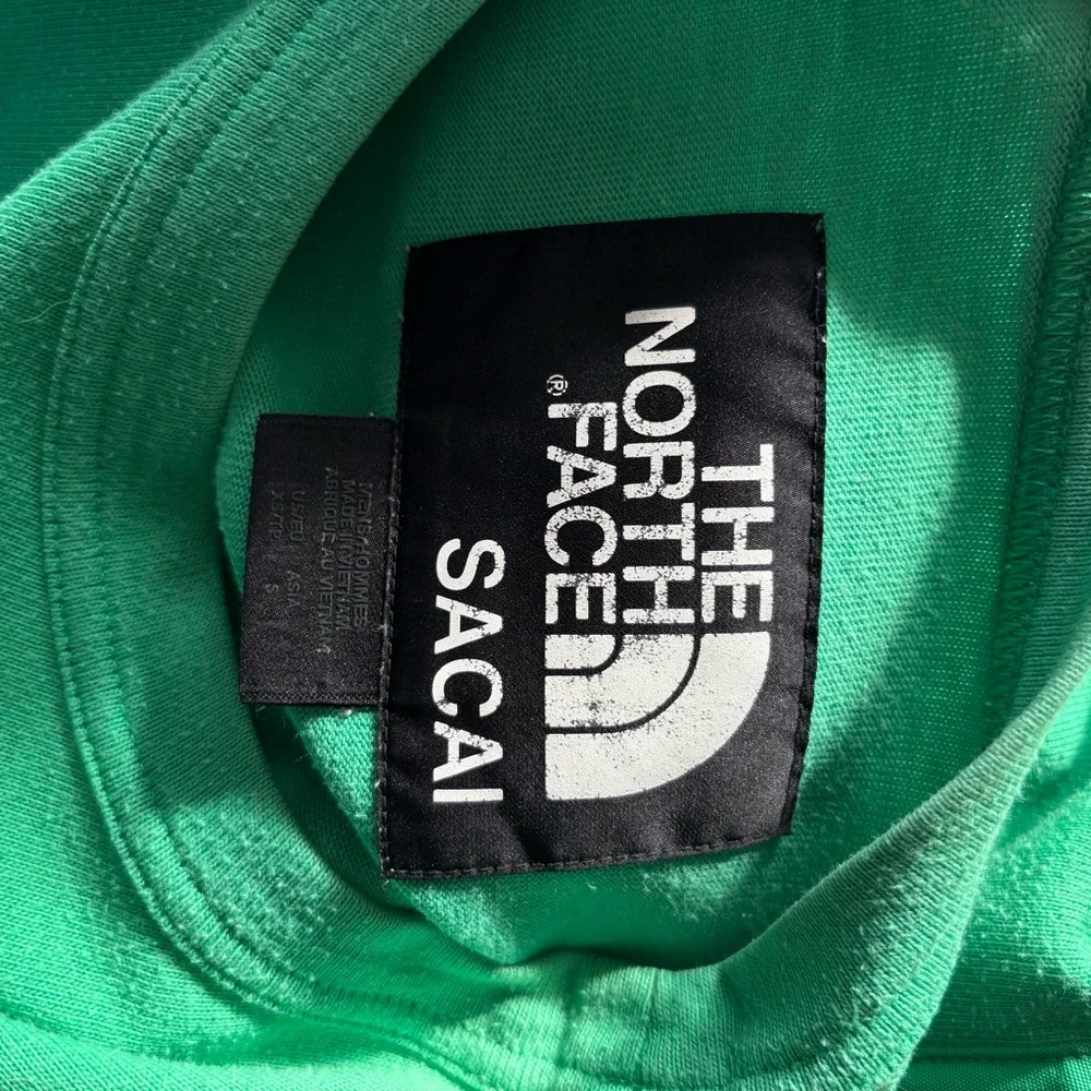 THE NORTH FACE x SACAI sz XS Green Short Sleeve Tshirt Size Zippers - Picture 8 of 11
